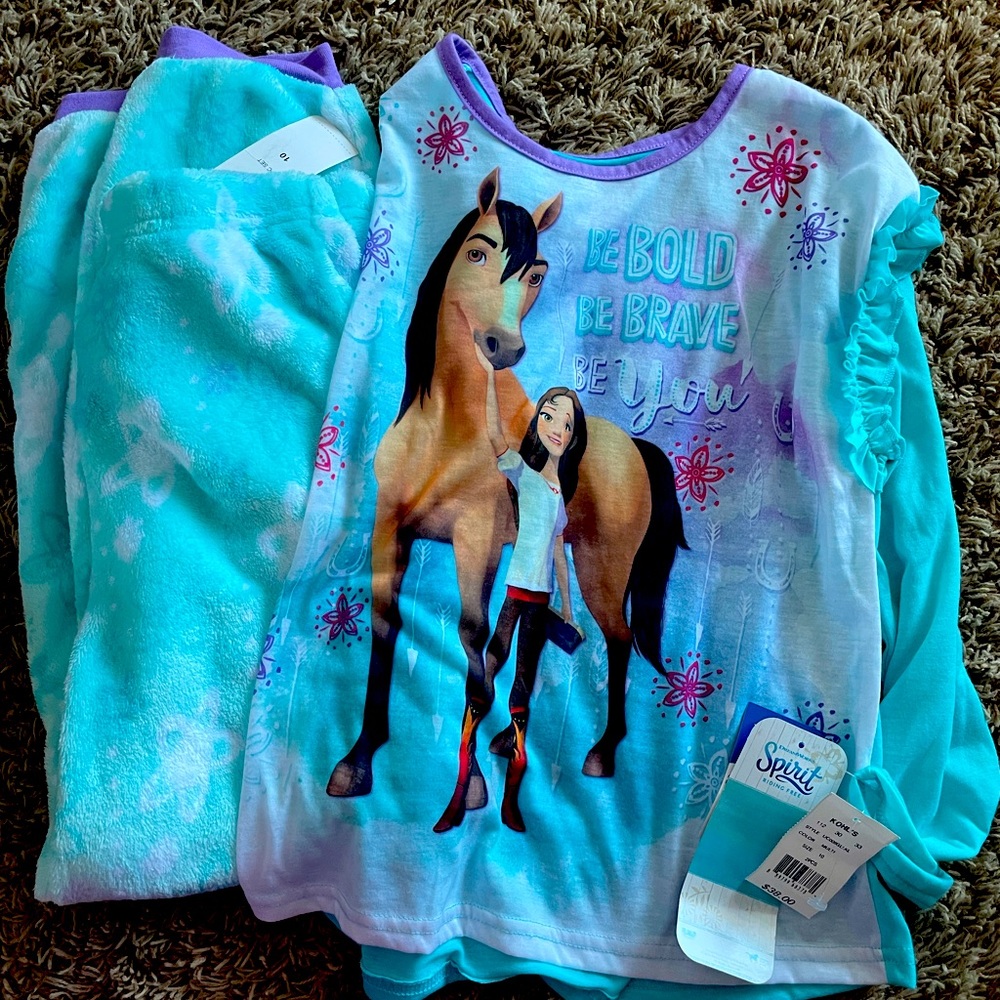 Spirit & Lucky pajamas size 10